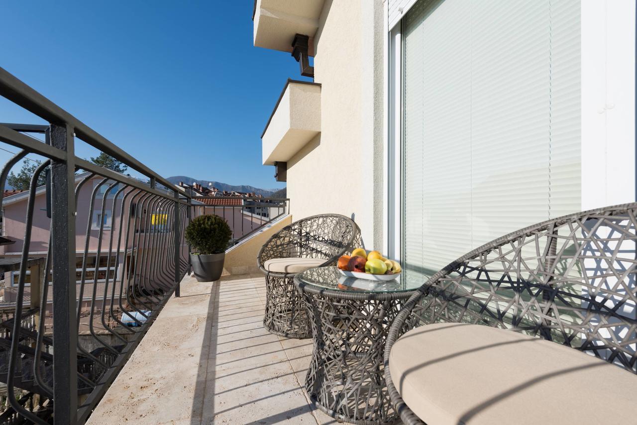42° North Apartments Tivat Exterior foto